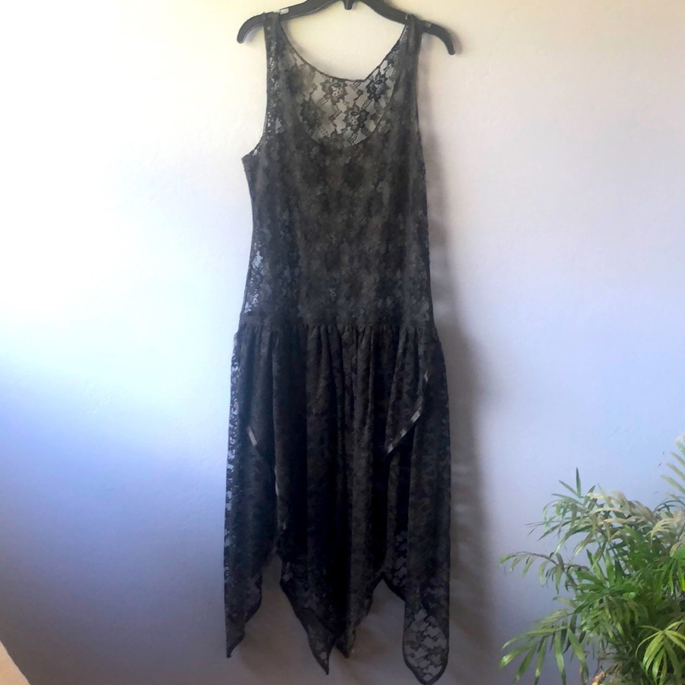 Vintage 80’s black lace overlay dress